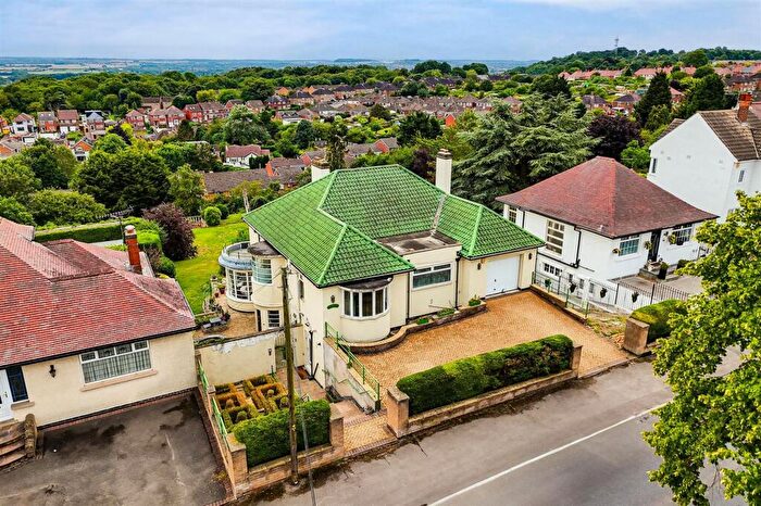 4 Bedroom Detached House For Sale In Oakdale Road, Carlton, NG4