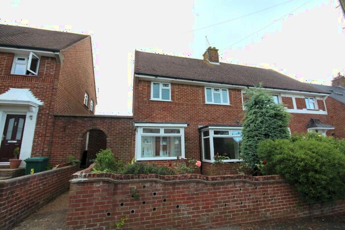 3 Bedroom House To Rent In Findon Close, Hove, BN3