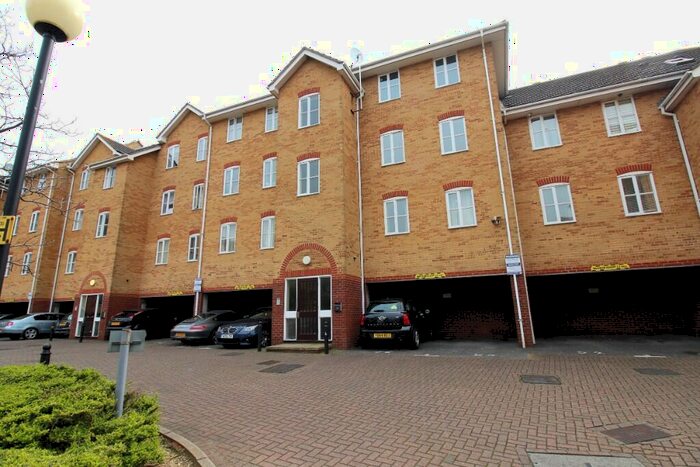 2 Bedroom Flat To Rent In Timber Court, Grays, Essex, RM17