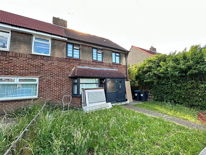 3 Bedroom Property To Rent In Charlton Road, London, N9