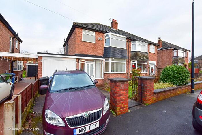 3 Bedroom Property To Rent In Fulmar Drive, Sale, M33