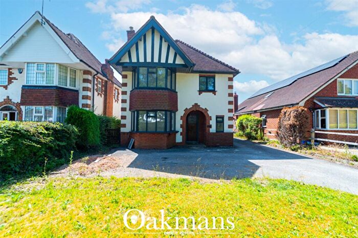 3 Bedroom Detached House For Sale In Stratford Road, Hockley Heath, Solihull, West Midlands, B94