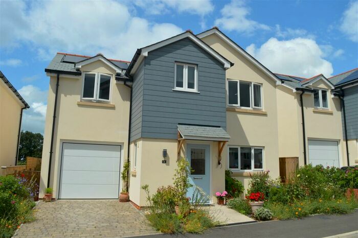 4 Bedroom Detached House For Sale In Schoolhayes, Cross Roads, Lewdown, EX20