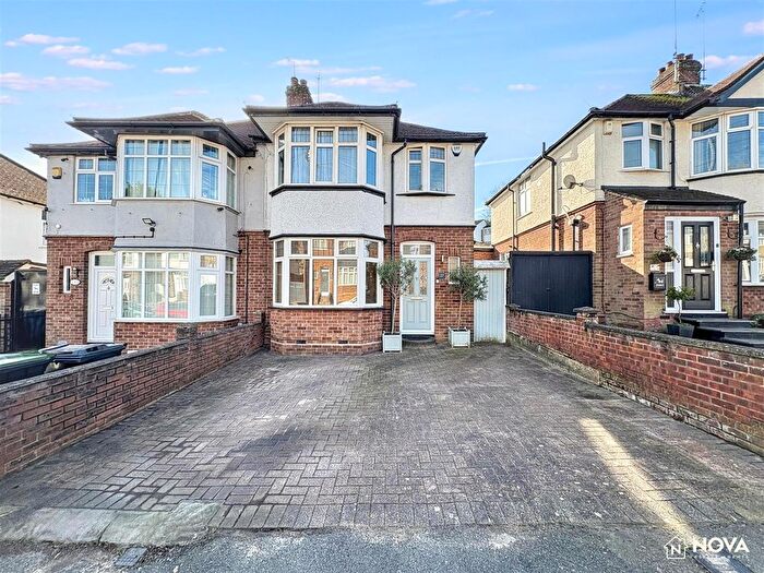 3 Bedroom Semi Detached House To Rent In Meyrick Avenue, Luton, LU1