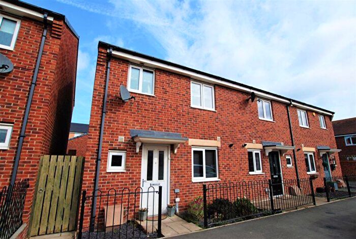 3 Bedroom Semi-Detached House To Rent In Haggerston Road, Blyth, NE24