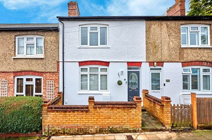 2 Bedroom Terraced House For Sale In Folly Avenue, St. Albans, Hertfordshire, AL3