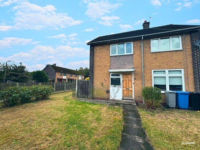 3 Bedroom End Of Terrace House To Rent In Heatherway, Sale, M33
