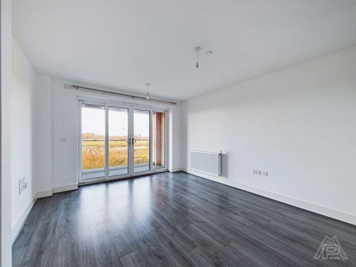 2 Bedroom Apartment To Rent In Winstar Drive, South Ockendon, RM15