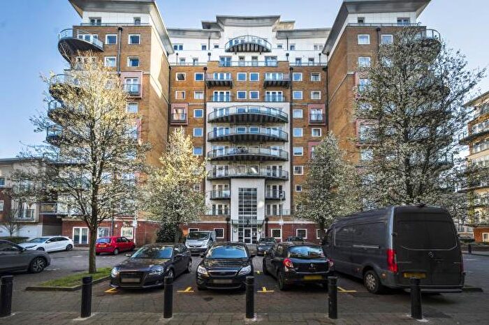 2 Bedroom Flat To Rent In Winterthur Way, Basingstoke, RG21