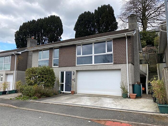 3 Bedroom Detached House For Sale In Hendra Gardens, Launceston, Cornwall, PL15