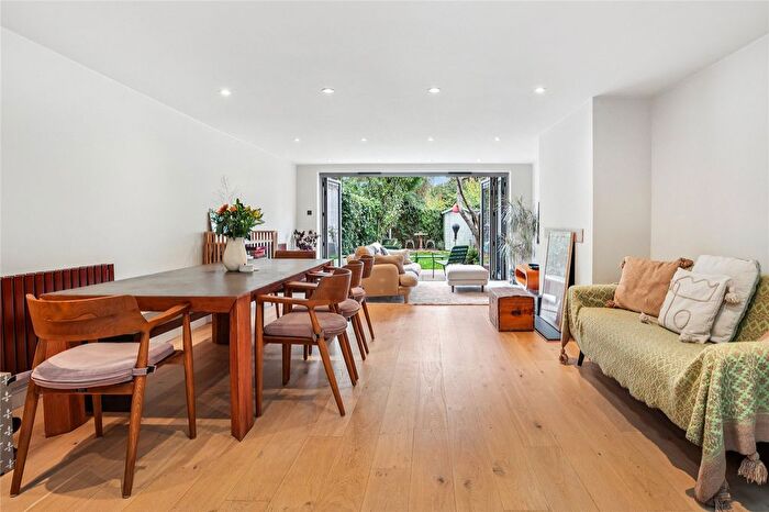 4 Bedroom Terraced House For Sale In Stronsa Road, London, W12