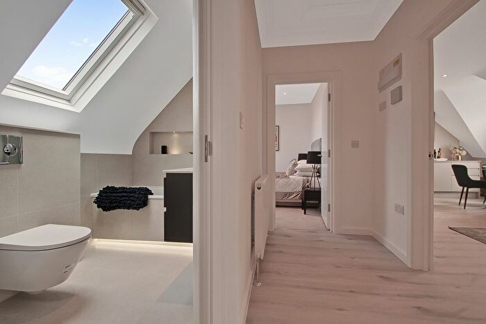 2 Bedroom Flat To Rent In Anson Road, Willesden Green, NW2