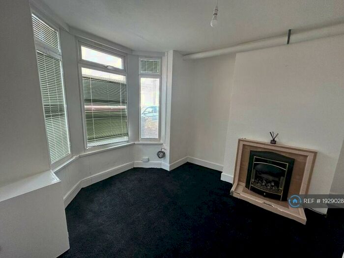 1 Bedroom Flat To Rent In Mill Road, Wellingborough, NN8