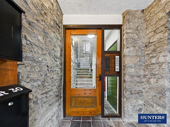 1 Bedroom Flat For Sale In Stramongate, Kendal, LA9