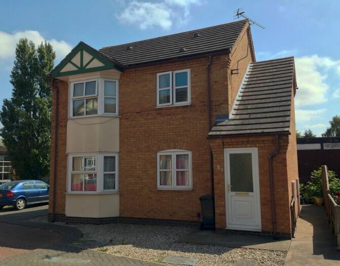 2 Bedroom Flat To Rent In Acacia Court, Scunthorpe, DN16