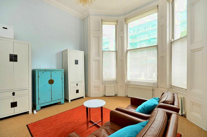 Studio To Rent In Longridge Road, Earls Court, London, SW5