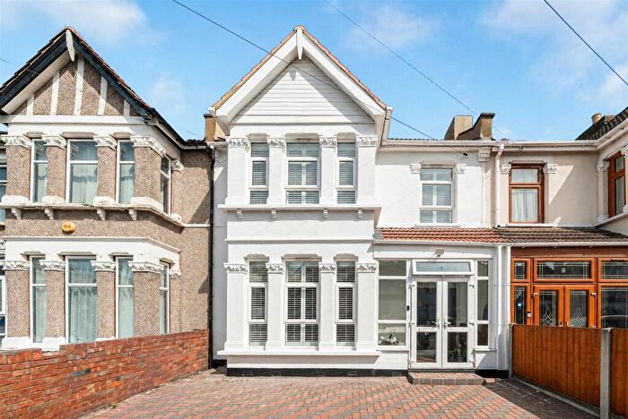 3 Bedroom House For Sale In Audley Gardens, Seven Kings, IG3
