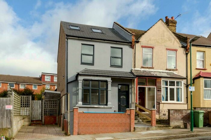 1 Bedroom Flat To Rent In Constance Road, Sutton, SM1