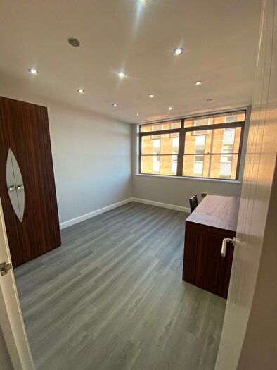 2 Bedroom Flat To Rent In London Road, Wembley, HA9