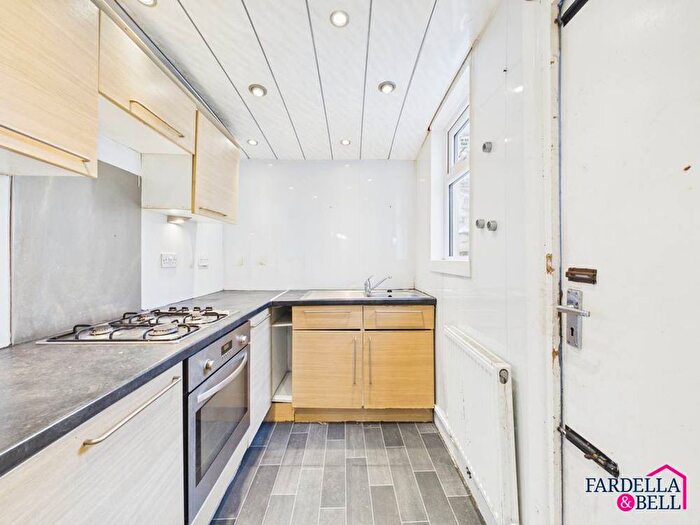 2 Bedroom Terraced House For Sale In Burnley Road, Briercliffe, BB10