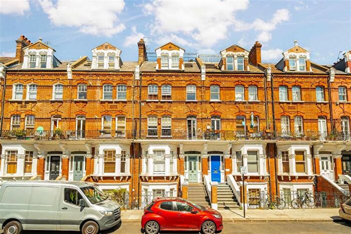 1 Bedroom Flat To Rent In Avonmore Road, London, W14