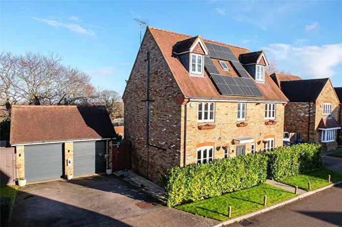 6 Bedroom Detached House For Sale In Rooks View, Bobbing, Sittingbourne, Kent, ME9