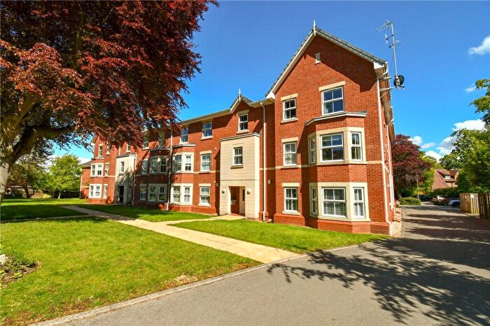 2 Bedroom Flat For Sale In Kingsmead Road South, Prenton, CH43
