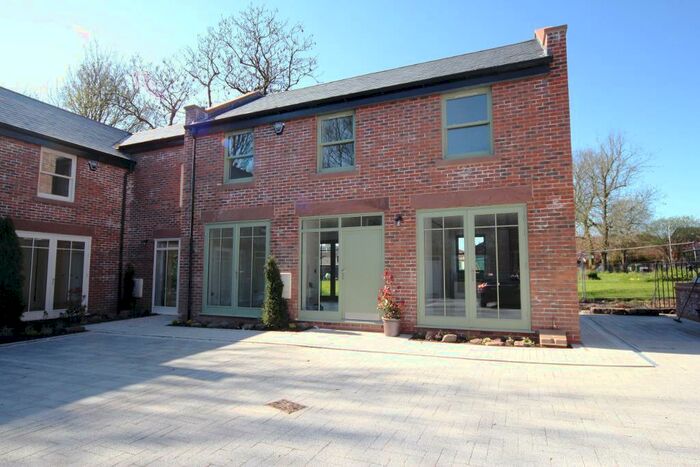 3 Bedroom Semi-Detached House To Rent In Smithy Mews, Woolton, Liverpool, L25