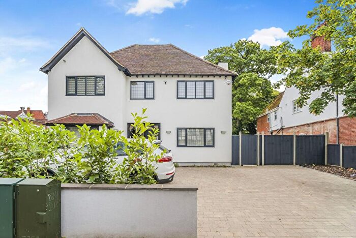 5 Bedroom Detached House To Rent In King Edwards Road, Ruislip, HA4
