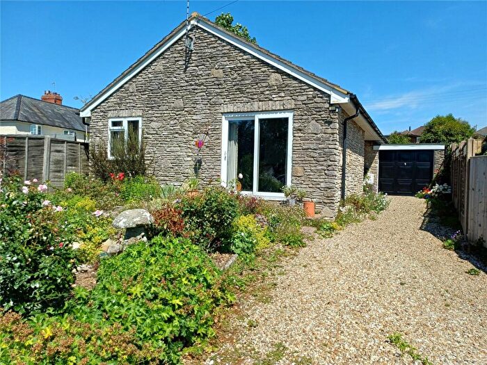 3 Bedroom Bungalow For Sale In King William Head, Bradpole, Bridport, Dorset, DT6