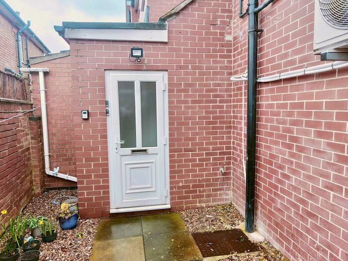 1 Bedroom Flat To Rent In Stapleford Road, Nottingham, NG9