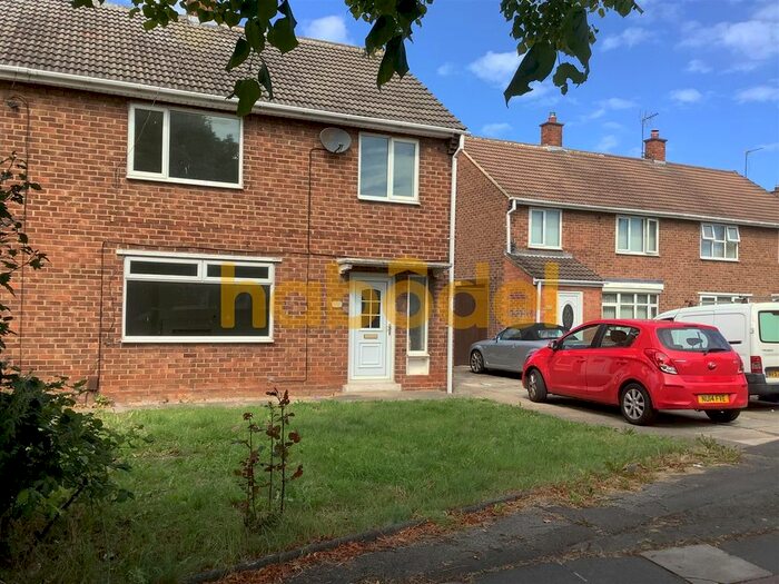 3 Bedroom Semi-Detached House To Rent In Low Grange Avenue, Billingham, TS23