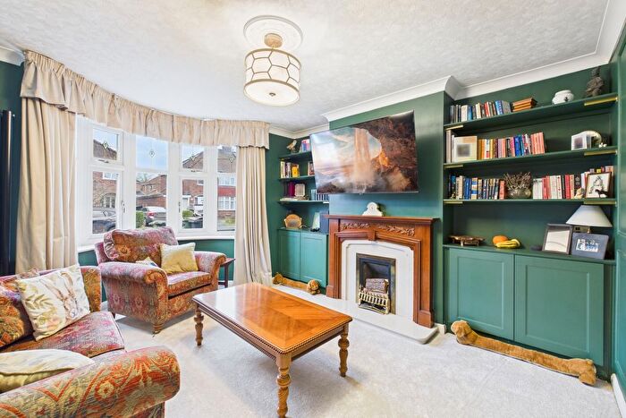 4 Bedroom Semi Detached House For Sale In Rawcliffe Croft, York, North Yorkshire, YO30