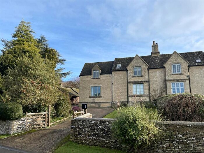 3 Bedroom Semi-Detached House For Sale In West View, Great Rissington, Cheltenham, GL54