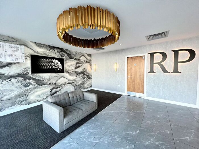 1 Bedroom Flat To Rent In Regency Place, Parade, Birmingham, B1