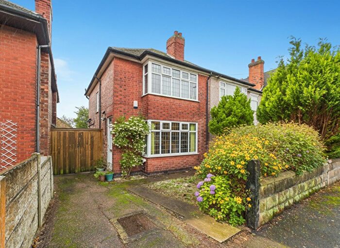 2 Bedroom Semi Detached House For Sale In Holdale Road, Bakersfield, Nottingham, NG3