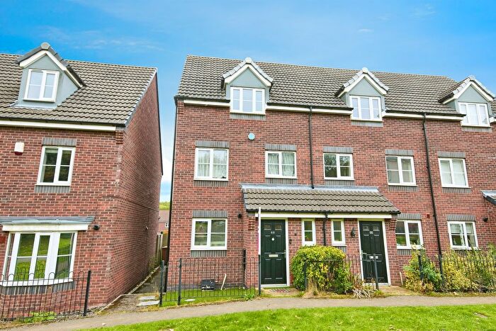 3 Bedroom Property For Sale In College Green Walk, Mickleover, Derby, DE3