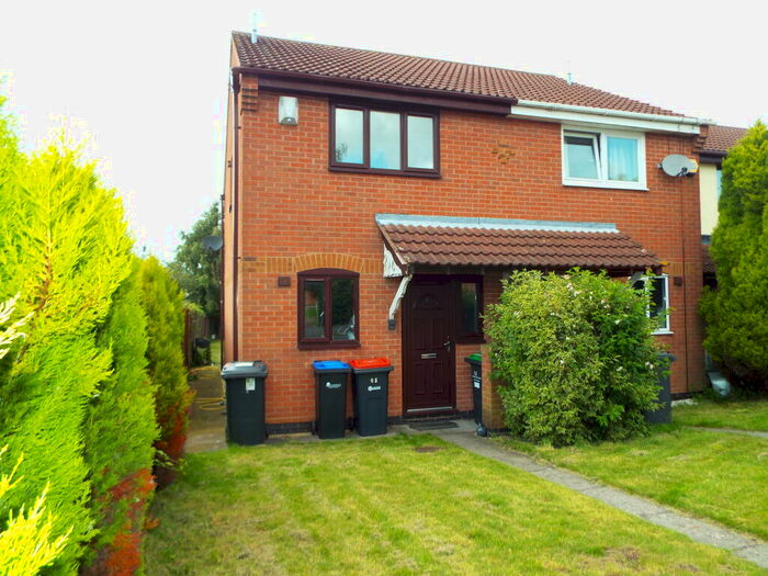2 Bedroom Semi-Detached House To Rent In Hammond Grove, Kirkby In Ashfield, NG17