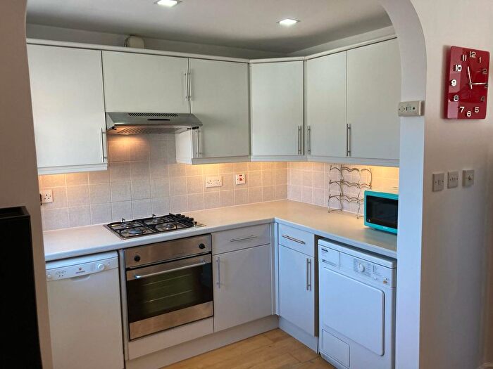 1 Bedroom Flat To Rent In Valley Gardens, Colliers Wood, London, SW19