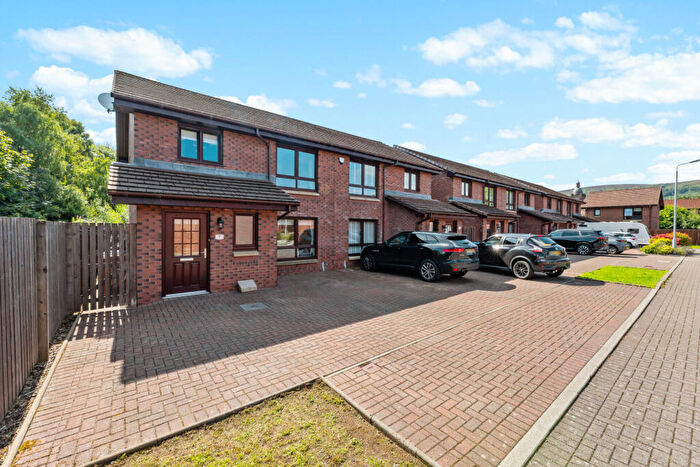 3 Bedroom Semi-Detached House For Sale In Charleston Place, Alexandria, G83