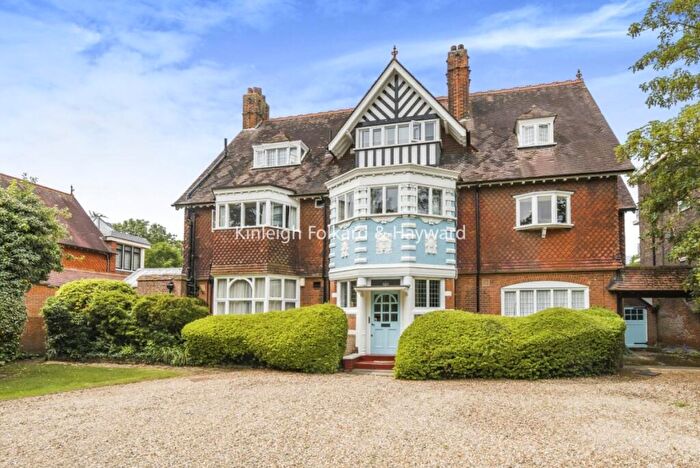2 Bedroom Flat For Sale In Wickham Road, Beckenham, BR3