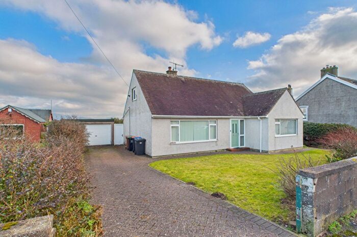 2 Bedroom Detached Bungalow For Sale In The Banks, Seascale, CA20