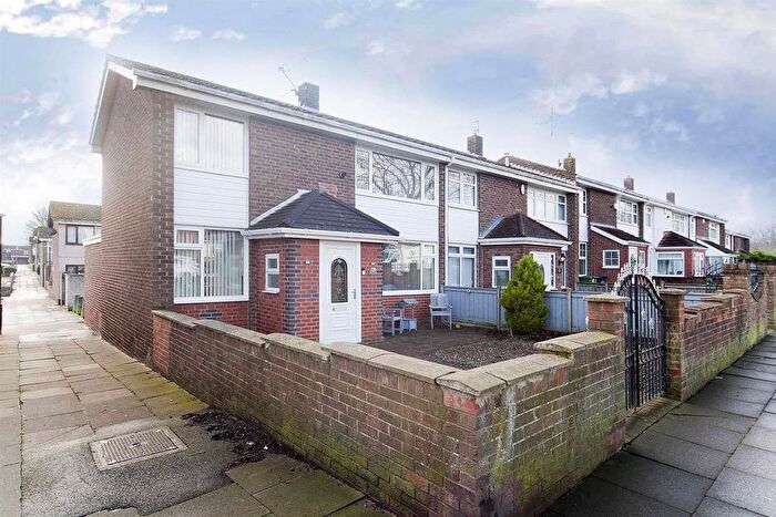 4 Bedroom End Of Terrace House For Sale In Throston Grange Lane, Hartlepool, TS26