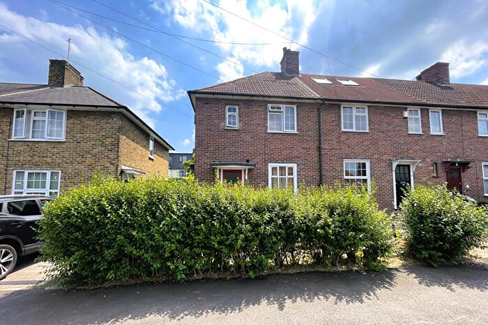 1 Bedroom Maisonette To Rent In Bordesley Road, Morden, SM4