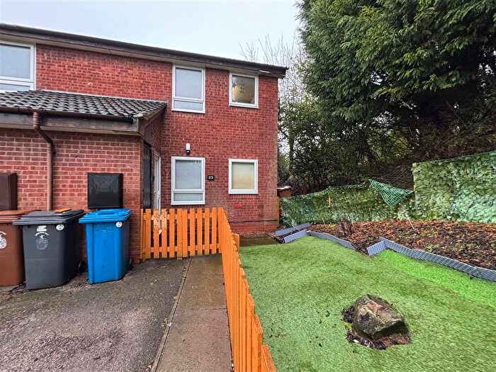 1 Bedroom Maisonette To Rent In Heenan Grove, Lichfield, WS13