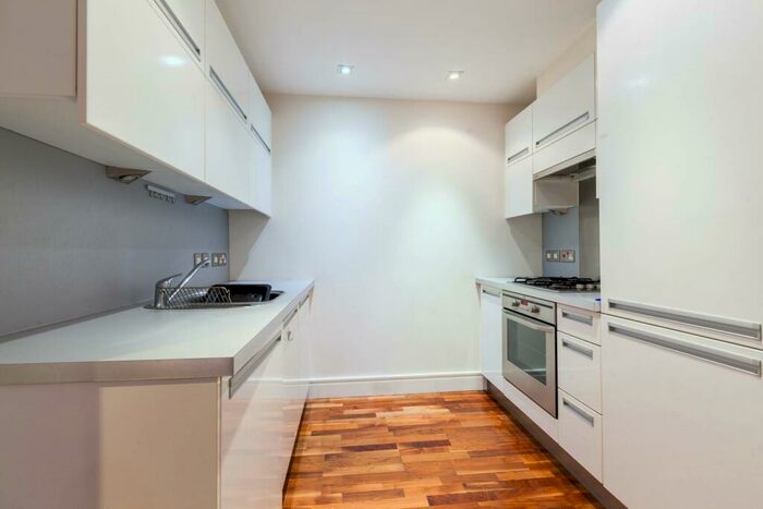 1 Bedroom Flat To Rent In Elizabeth Mews, Hackney, London, E2