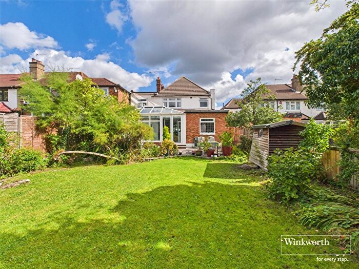 5 Bedroom Detached House For Sale In Green Lane, Edgware, Middlesex, HA8
