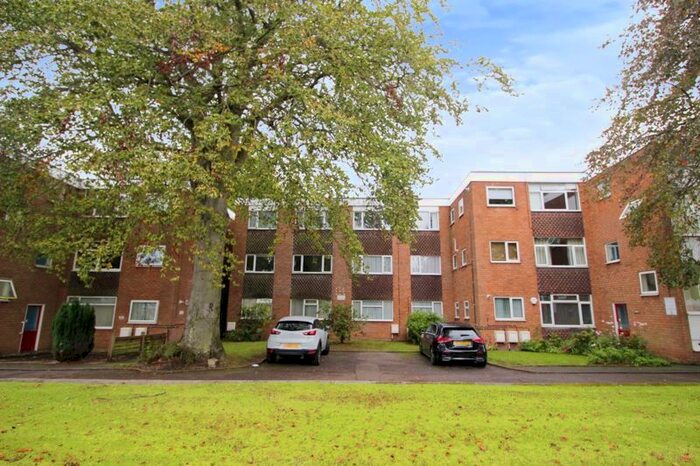2 Bedroom Flat To Rent In Yemscroft Flats, Lichfield Road, Rushall, Walsall, WS4