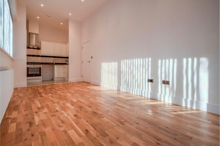 1 Bedroom Flat To Rent In Harvest Crescent, Fleet, GU51