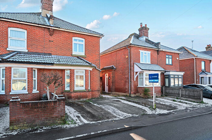 3 Bedroom House For Sale In Butts Road, Southampton, Hampshire, SO19